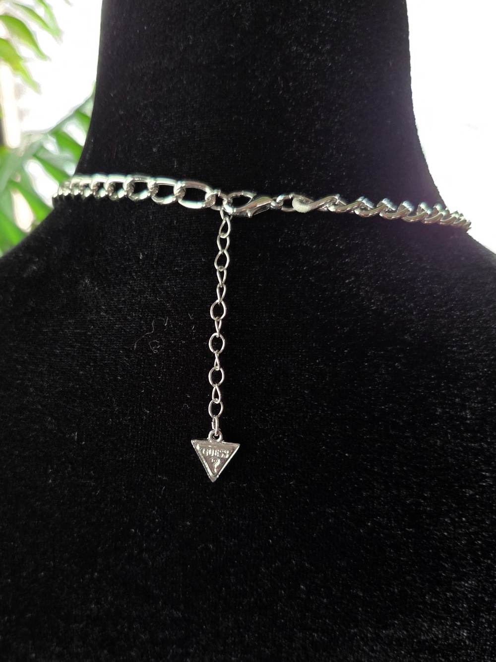 GUESS Brand Silver Necklace Bib Spike Fringe Adjustable 18" - Picture 3 of 3
